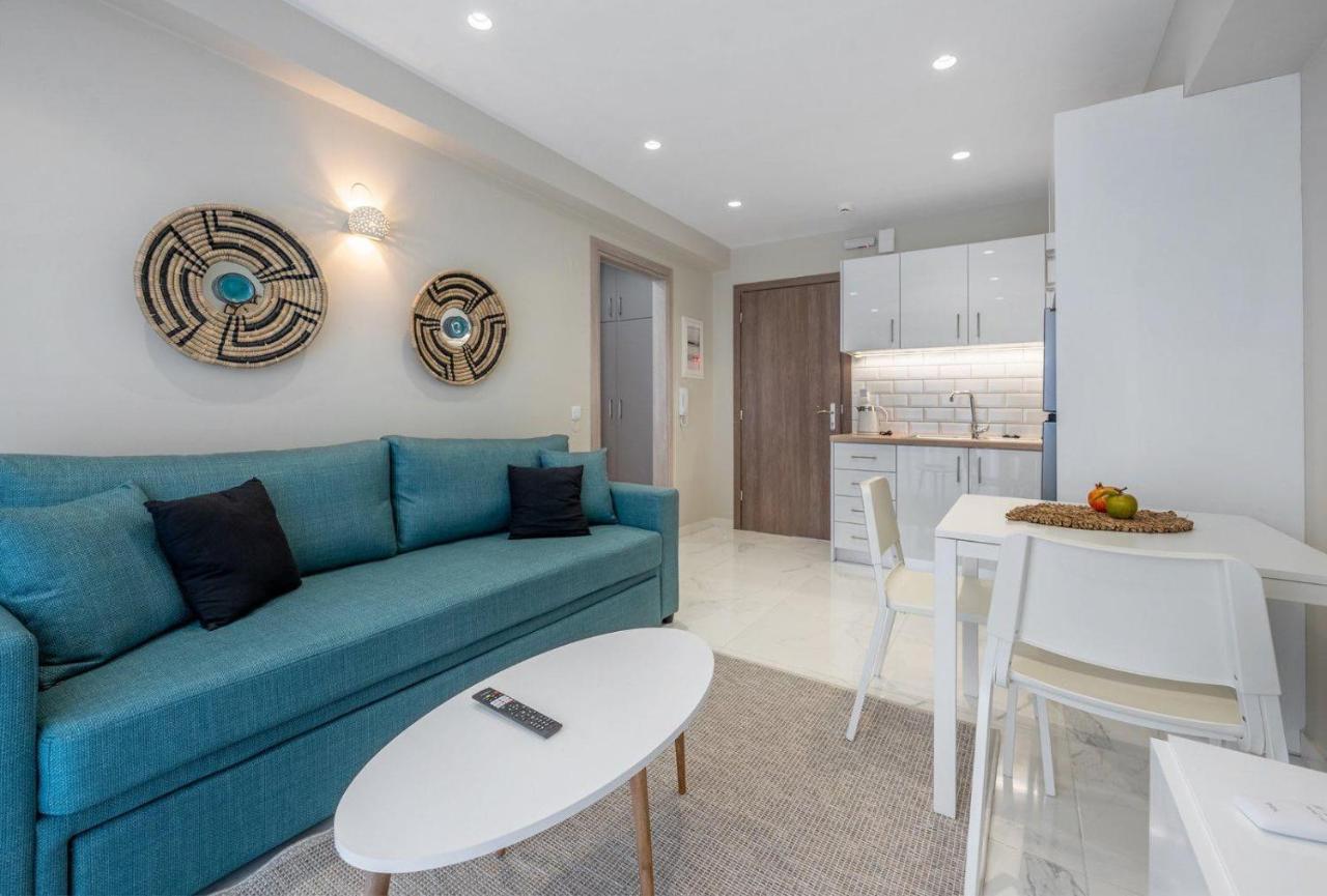 Che Luxury Apartment Preveza
